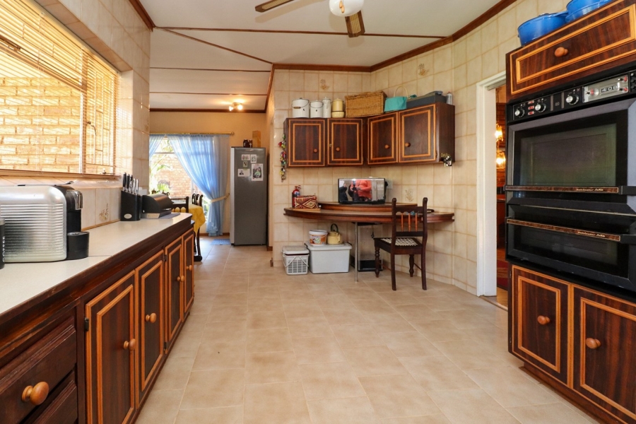 4 Bedroom Property for Sale in Doringkruin North West